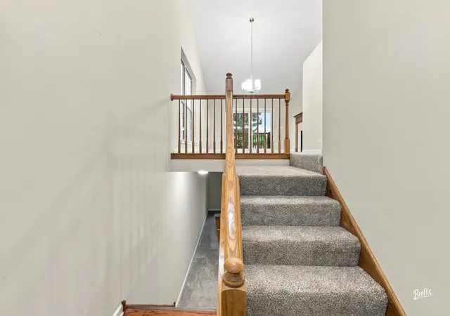 Photo 2 of Townhouse for sale at 2656 S Cedar Glen Dr, Arlington Heights, IL 60005 | MLS# 12787144 | Listing updated on 2026-10-22