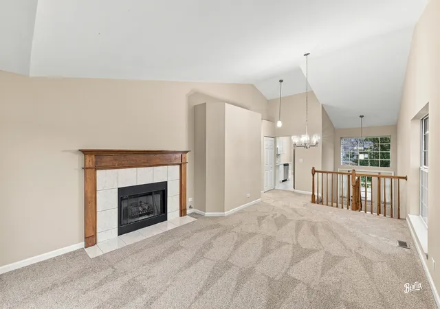 Photo 2 of Townhouse for sale at 2656 S Cedar Glen Dr, Arlington Heights, IL 60005 | MLS# 12787144 | Listing updated on 2026-10-22