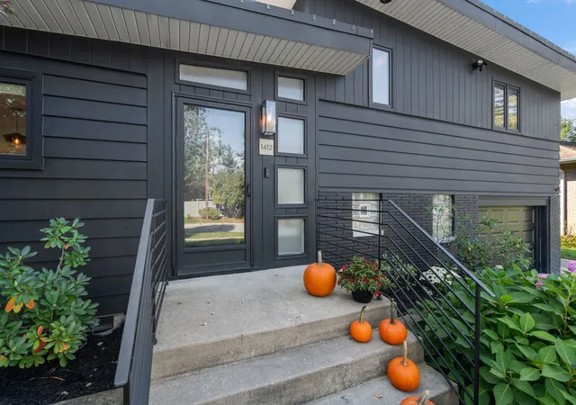 Photo 2 of Single family home for sale at 1412 35th Street, Munster, IN 46321 | MLS# 12787145 | Listing updated on 2026-10-22