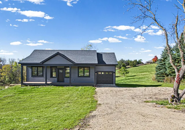 Photo 1 of Single family home for sale at 3 Harvest Ln, Galena, IL 61036 | MLS# 12787154 | Listing updated on 2026-10-28