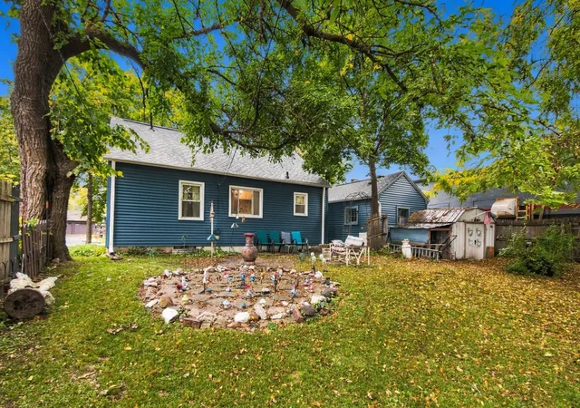 Photo 3 of Single family home for sale at 8 S Randall Rd, Aurora, IL 60506 | MLS# 12787163 | Listing updated on 2026-10-21