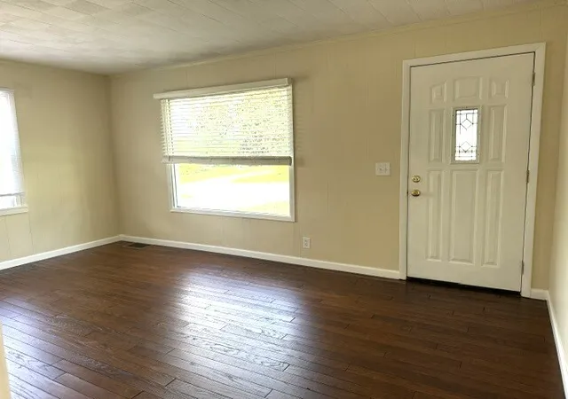 Photo 2 of Single family home for sale at 903 Grandview Ave, Lockport, IL 60441 | MLS# 12787166 | Listing updated on 2026-10-22