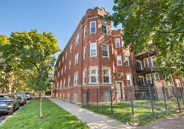 Condo for sale at 4857 N Lawndale Ave #202, Chicago, IL 60625 | MLS# 12787183