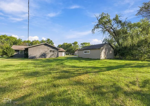 Photo 4 of Single family home for sale at 4671 185th Place, Country Club Hills, IL 60478 | MLS# 12787188 | Listing updated on 2026-10-22