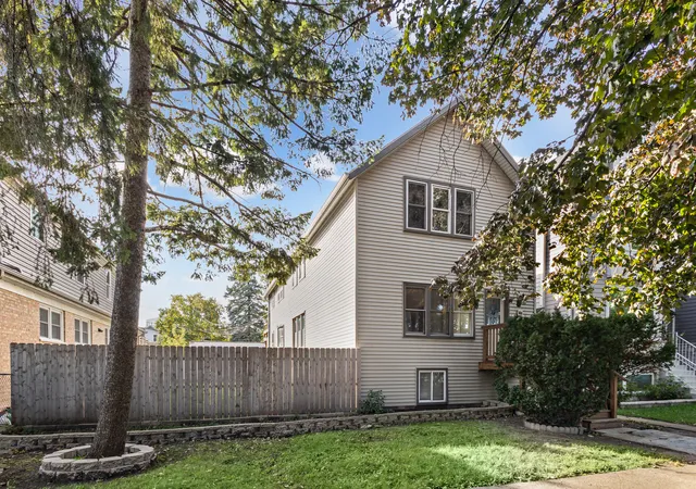 Photo 3 of Multi family home for sale at 5122 N Lotus Ave, Chicago, IL 60630 | MLS# 12787200 | Listing updated on 2026-10-21