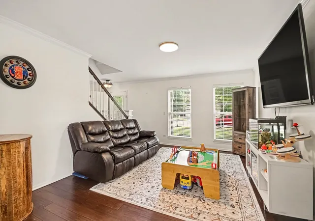 Photo 2 of Single family home for sale at 2852 Lindgren Ct, Aurora, IL 60503 | MLS# 12787203 | Listing updated on 2026-10-22