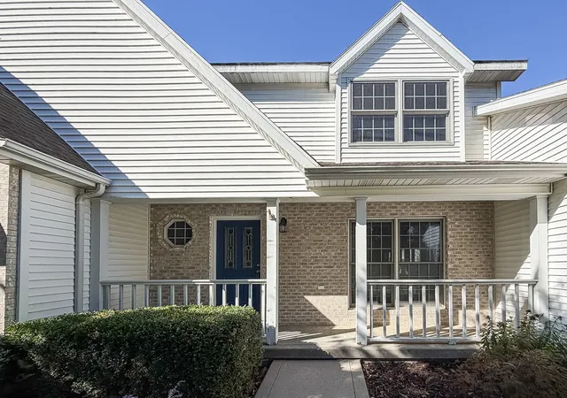Photo 3 of Single family home for sale at 505 N Cedar Dr, Saint Joseph, IL 61873 | MLS# 12787210 | Listing updated on 2026-10-22