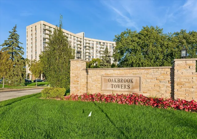 Photo 1 of Condo for sale at 20 N Tower Rd #6A, Oak Brook, IL 60523 | MLS# 12787222 | Listing updated on 2026-10-22