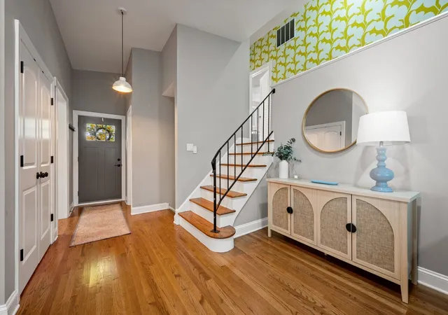 Photo 3 of Single family home for sale at 305 Wilshire Dr W, Wilmette, IL 60091 | MLS# 12787235 | Listing updated on 2026-10-27