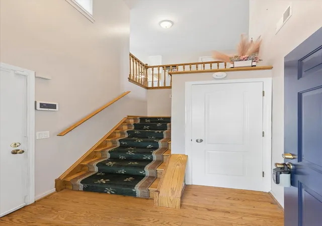 Photo 2 of Condo for sale at 1721 W Orchard Pl, Arlington Heights, IL 60005 | MLS# 12787244 | Listing updated on 2026-10-20