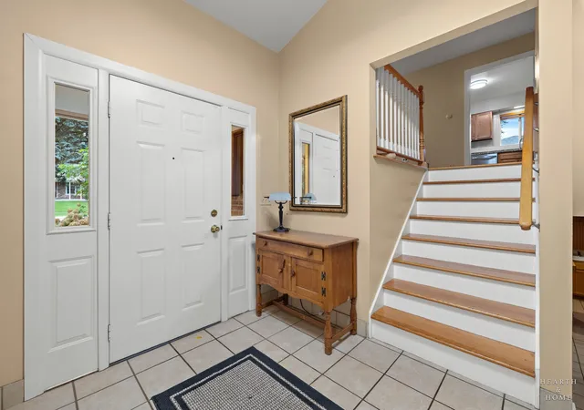Photo 3 of Single family home for sale at 213 Liberty Ave, Fox River Grove, IL 60021 | MLS# 12787251 | Listing updated on 2026-10-22