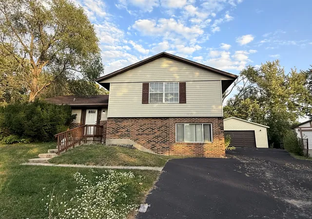 Single family home for sale at 3515 Bordeaux Ct, Hazel Crest, IL 60429 | MLS# 12787265