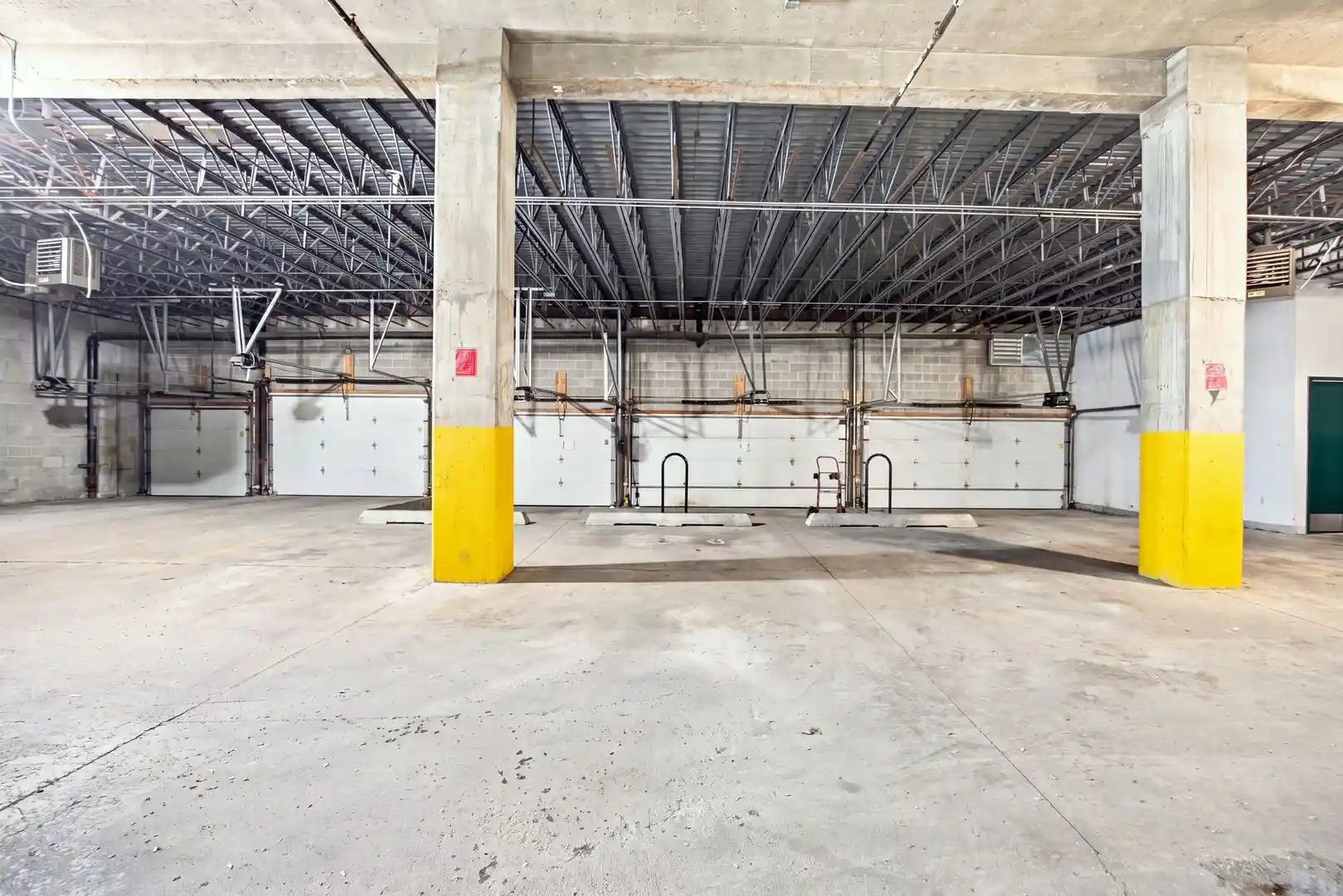 Listing Photo 24 - Condo for sale in 5300 N Lincoln Ave located at 5300 N Lincoln Ave, Chicago, IL 60625 - Unit #5C
