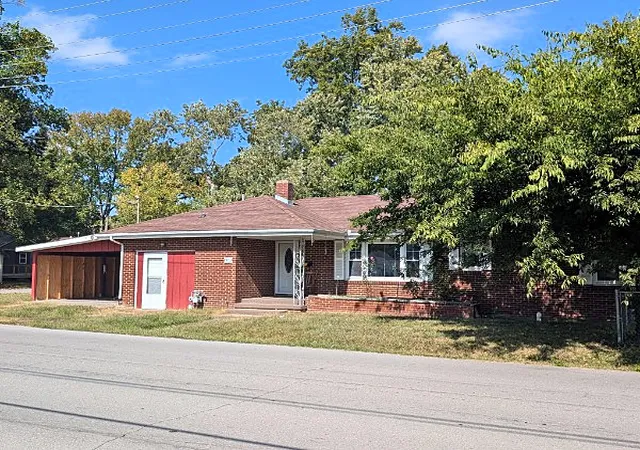 Photo 1 of Single family home for sale at 1804 W Copeland St, Marion, IL 62959 | MLS# 12787293 | Listing updated on 2026-10-20