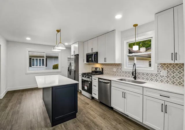 Photo 4 of Single family home for sale at 3610 Pheasant Dr, Rolling Meadows, IL 60008 | MLS# 12787297 | Listing updated on 2026-10-22