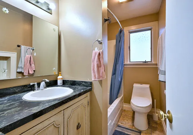 Photo 4 of Multi family home for sale at 5856 N Mobile Ave, Chicago, IL 60646 | MLS# 12787329 | Listing updated on 2026-10-22