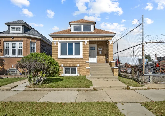 Photo 1 of Single family home for sale at 5418 W Flournoy St, Chicago, IL 60644 | MLS# 12787359 | Listing updated on 2026-10-29