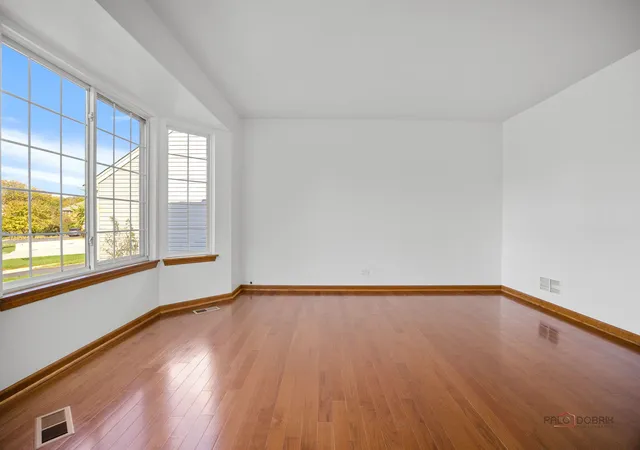 Photo 3 of Single family home for sale at 1760 Coach Dr, Naperville, IL 60565 | MLS# 12787369 | Listing updated on 2026-10-22