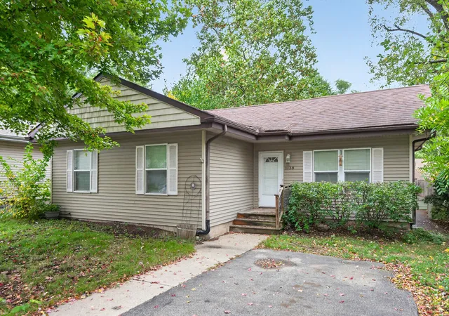 Single family home for sale at 1138 Wild St, Sycamore, IL 60178 | MLS# 12787376
