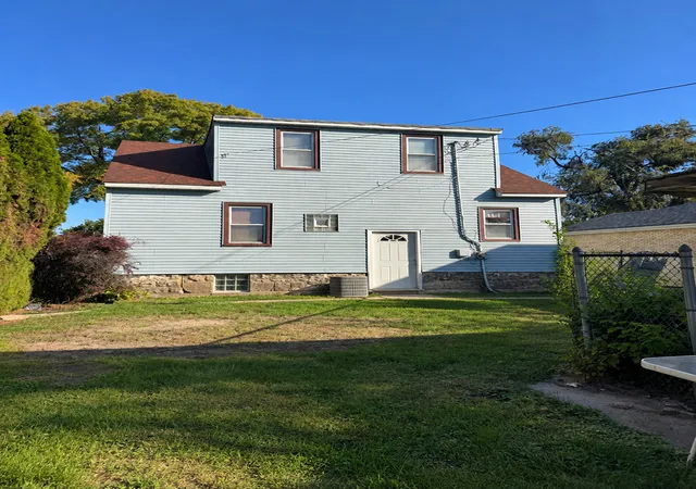 Photo 1 of Single family home for sale at 8045 46th Street, Lyons, IL 60534 | MLS# 12787449 | Listing updated on 2026-10-30