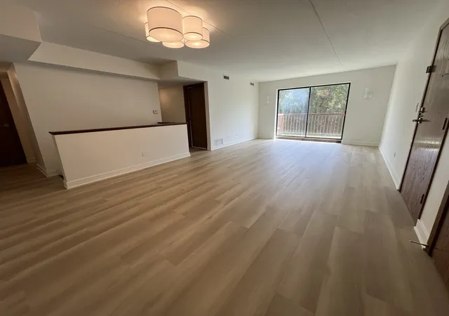 Photo 1 of Condo for sale at 2416 W Foster Ave #1N, Chicago, IL 60625 | MLS# 12787465 | Listing updated on 2026-10-22