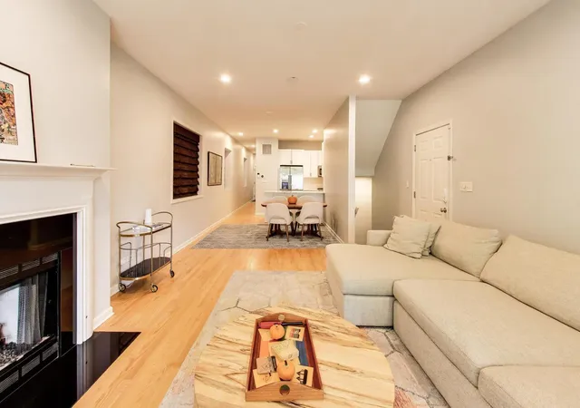 Photo 3 of Condo for sale at 2622 N Mildred Ave #1, Chicago, IL 60614 | MLS# 12787477 | Listing updated on 2026-10-23