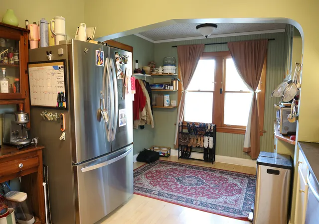 Photo 4 of Single family home for sale at 1166 S Elmwood Ave, Oak Park, IL 60304 | MLS# 12787495 | Listing updated on 2026-10-22