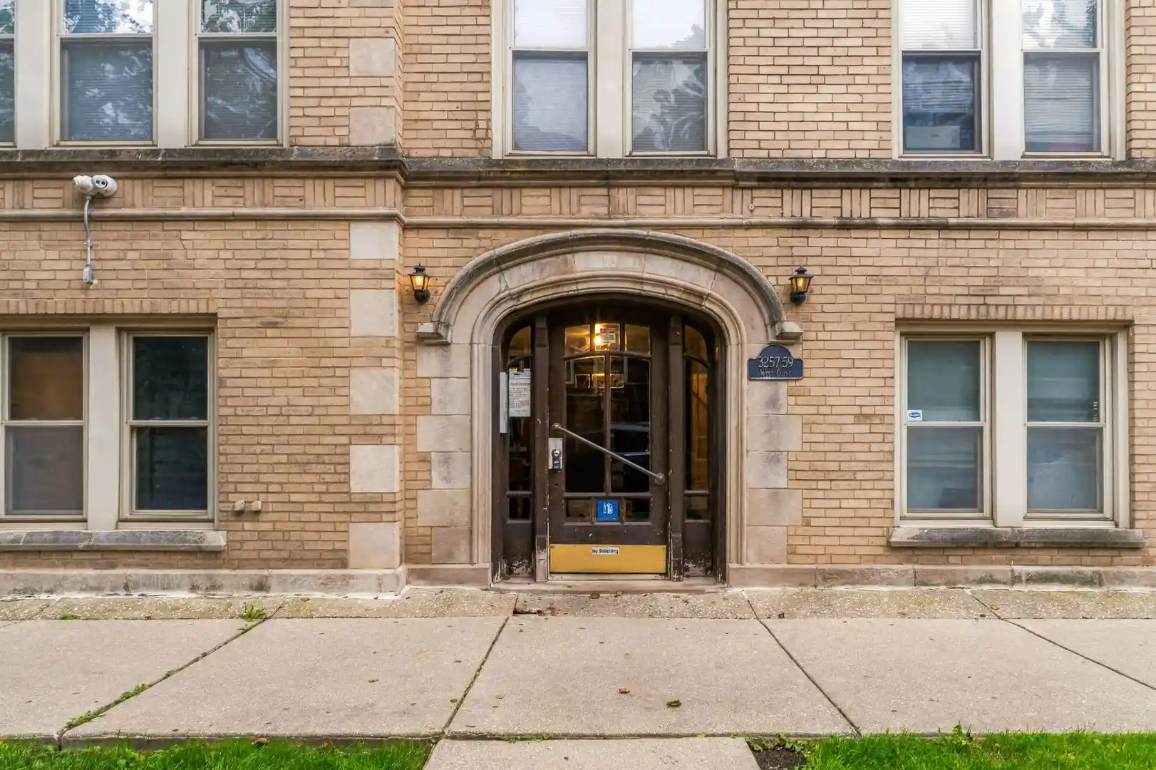 Listing Photo 16 - Condo for sale in 3257 W Olive Ave located at 3257 W Olive Ave, Chicago, IL 60659 - Unit #1E