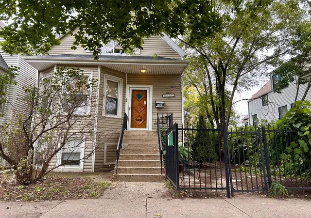 Photo 1 of Single family home for sale at 5381 N Bowmanville Ave, Chicago, IL 60625 | MLS# 12787507 | Listing updated on 2026-10-22