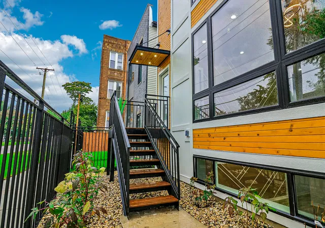 Photo 4 of Multi family home for sale at 3804 W Ohio St, Chicago, IL 60624 | MLS# 12787562 | Listing updated on 2026-10-22