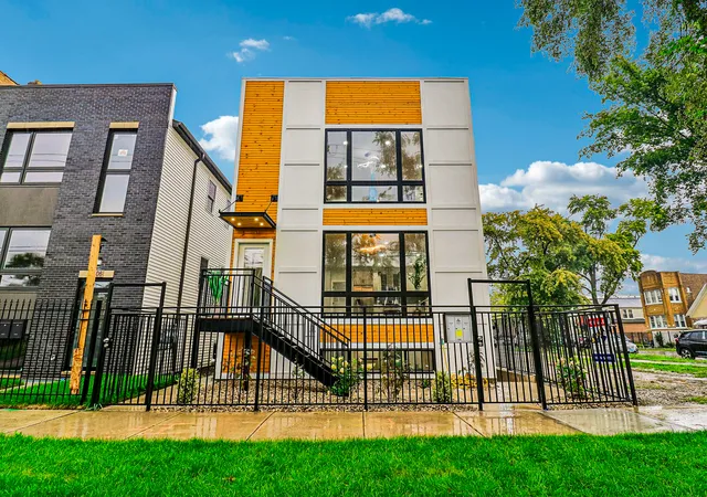 Photo 2 of Multi family home for sale at 3804 W Ohio St, Chicago, IL 60624 | MLS# 12787562 | Listing updated on 2026-10-22