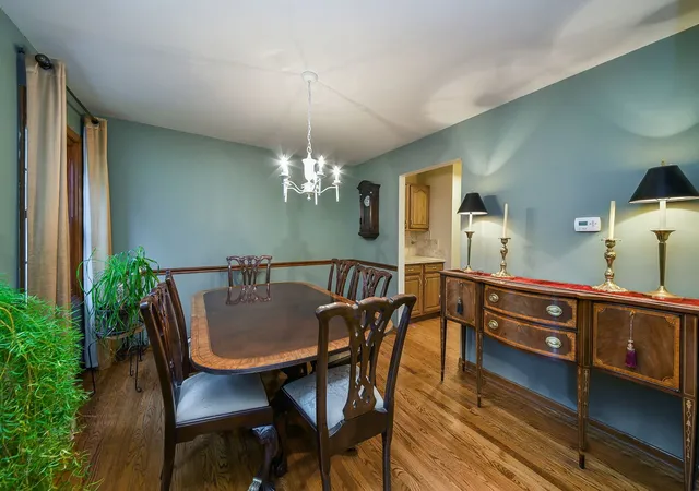 Photo 4 of Single family home for sale at 266 Moders Ave, Cary, IL 60013 | MLS# 12787569 | Listing updated on 2026-10-22