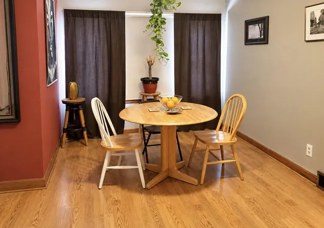 Photo 3 of Single family home for sale at 905 W Carroll St, Macomb, IL 61455 | MLS# 12787585 | Listing updated on 2026-10-22
