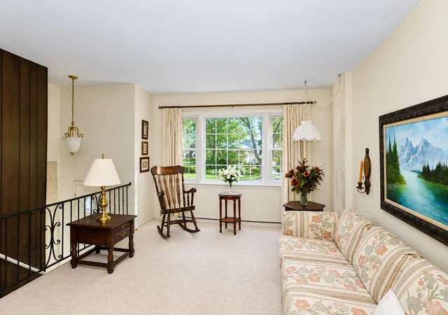 Photo 2 of Single family home for sale at 3207 Oriole Ln, Rolling Meadows, IL 60008 | MLS# 12787609 | Listing updated on 2026-10-22