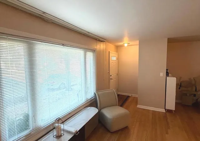 Photo 4 of Single family home for sale at 2507 W Howard St, Chicago, IL 60645 | MLS# 12787615 | Listing updated on 2026-10-29