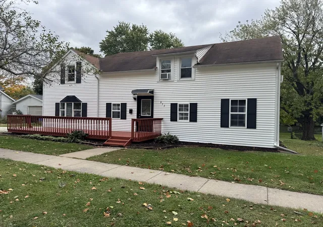 Photo 1 of Single family home for sale at 317 W South St, Cambridge, IL 61238 | MLS# 12787631 | Listing updated on 2026-10-22
