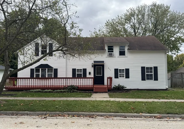 Photo 2 of Single family home for sale at 317 W South St, Cambridge, IL 61238 | MLS# 12787631 | Listing updated on 2026-10-22