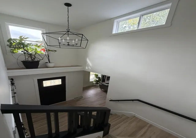 Photo 3 of Single family home for sale at 235 Park Crst Dr, Freeport, IL 61032 | MLS# 12787636 | Listing updated on 2026-10-22