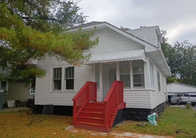 Photo 1 of Single family home for sale at 139 N Calhoun St, Aurora, IL 60505 | MLS# 12787641 | Listing updated on 2026-10-20