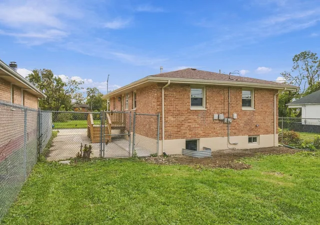 Photo 2 of Single family home for sale at 1226 Washington St, Chicago Heights, IL 60411 | MLS# 12787659 | Listing updated on 2026-10-21