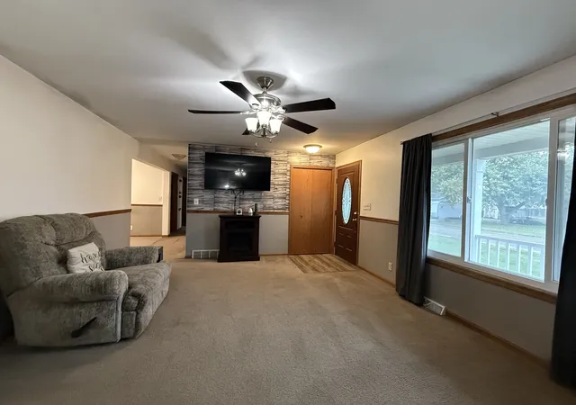 Photo 3 of Single family home for sale at 335 Richardson Dr, Weldon, IL 61882 | MLS# 12787663 | Listing updated on 2026-10-22