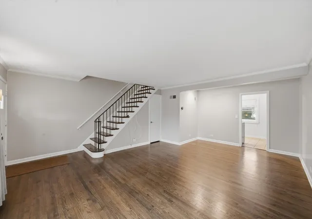 Photo 3 of Townhouse for sale at 307 Linden Ave, Wilmette, IL 60091 | MLS# 12787670 | Listing updated on 2026-10-20