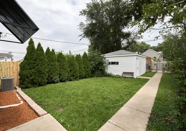 Photo 26 of Single family home for sale at 5347 S 73 Avenue, Summit, IL 60501 | MLS# 12787681 | Listing updated on 2026-10-22