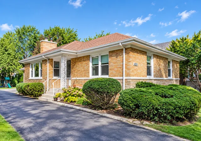 Photo 1 of Single family home for sale at 400 Addison Rd, Riverside, IL 60546 | MLS# 12787688 | Listing updated on 2026-10-22