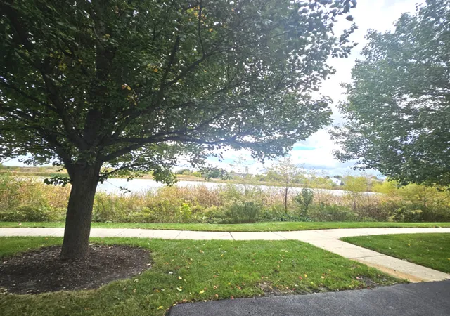 Photo 3 of Townhouse for sale at 363 S Litchfield Dr, Round Lake, IL 60073 | MLS# 12787697 | Listing updated on 2026-10-23
