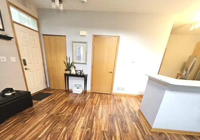 Photo 4 of Townhouse for sale at 363 S Litchfield Dr, Round Lake, IL 60073 | MLS# 12787697 | Listing updated on 2026-10-23