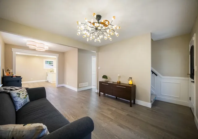 Photo 4 of Single family home for sale at 11418 S Avon Ave, Alsip, IL 60803 | MLS# 12787716 | Listing updated on 2026-10-24
