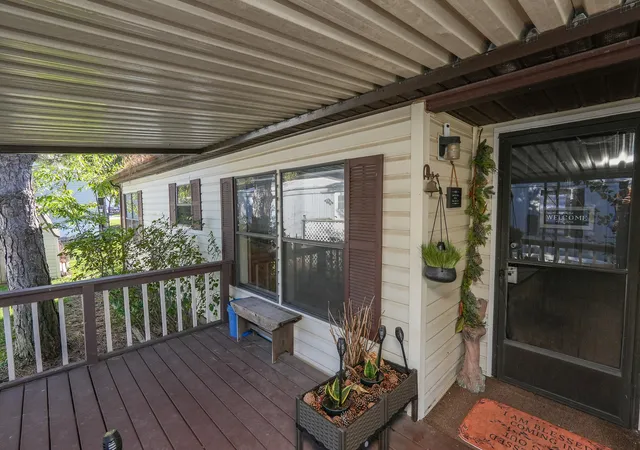 Photo 2 of Manufactured home for sale at 85 Berry Ln, Bourbonnais, IL 60914 | MLS# 12787734 | Listing updated on 2026-10-21