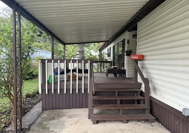 Photo 3 of Manufactured home for sale at 85 Berry Ln, Bourbonnais, IL 60914 | MLS# 12787734 | Listing updated on 2026-10-21