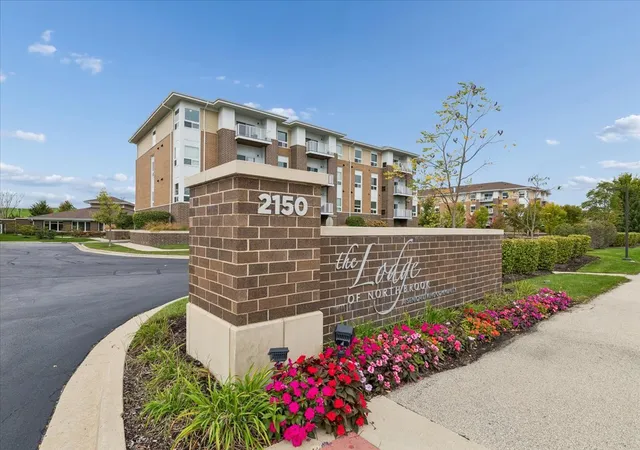 Condo for sale at 2150 Founders Dr #343, Northbrook, IL 60062 | MLS# 12787767